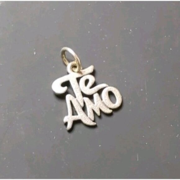 JAMES AVERY 925 Sterling Silver Vintage Te Amo Pendant Love Script Design w/ Box - Picture 2 of 8